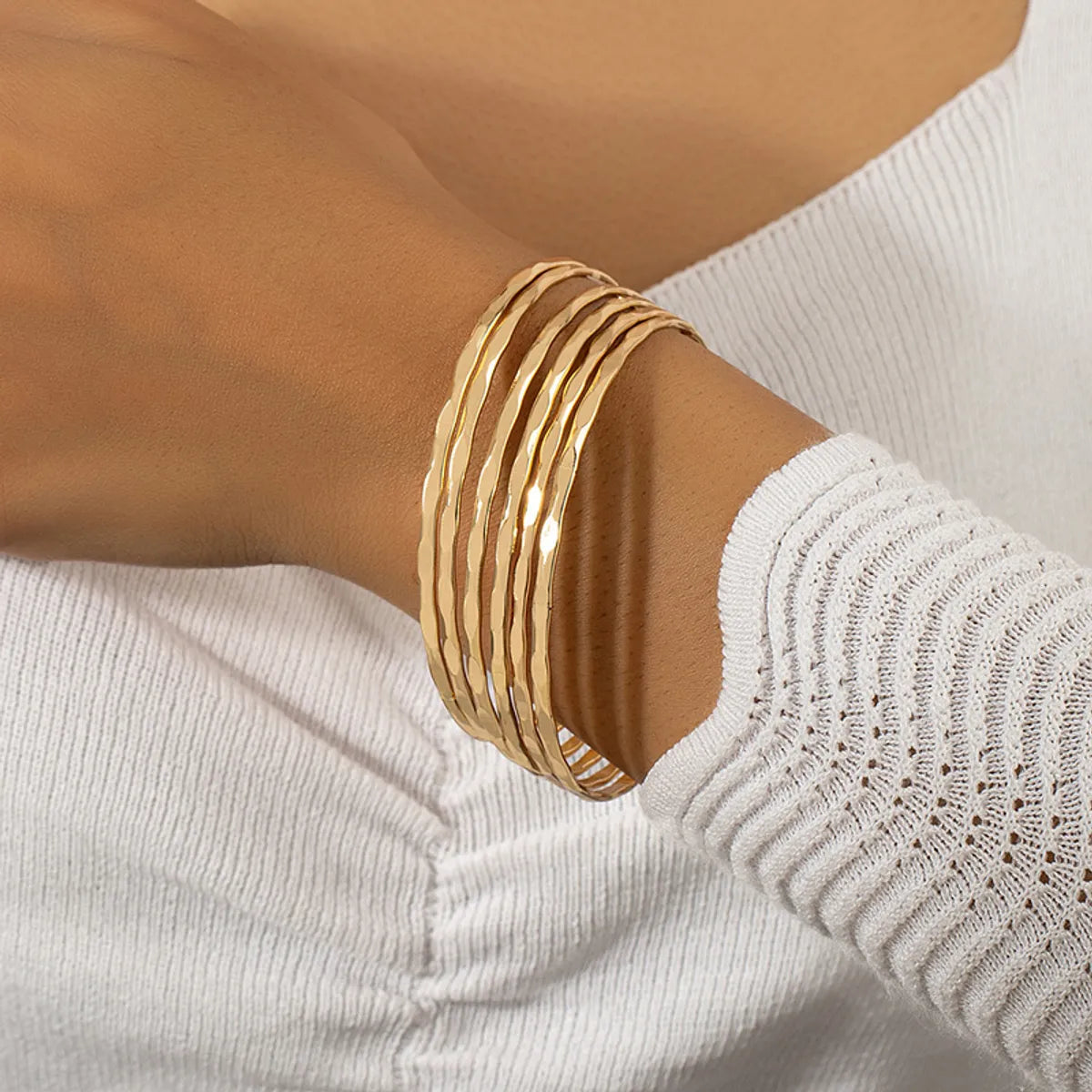 women’s diamond bracelets-Simple Style Waves Alloy Women's Bracelets