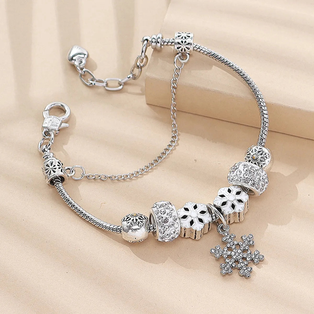 women’s luxury bracelets-Fashion Snowflake Alloy Copper Beaded Inlay Artificial Rhinestones Women's Bracelets 1 Piece