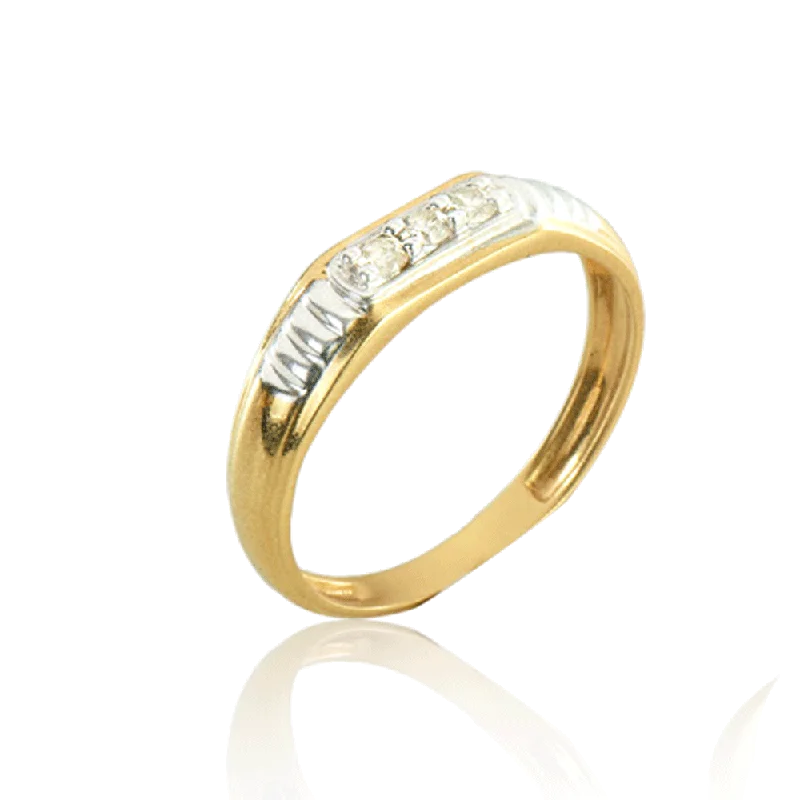 women’s cocktail rings-18KT (750) Yellow Gold And Diamond Ring For Women