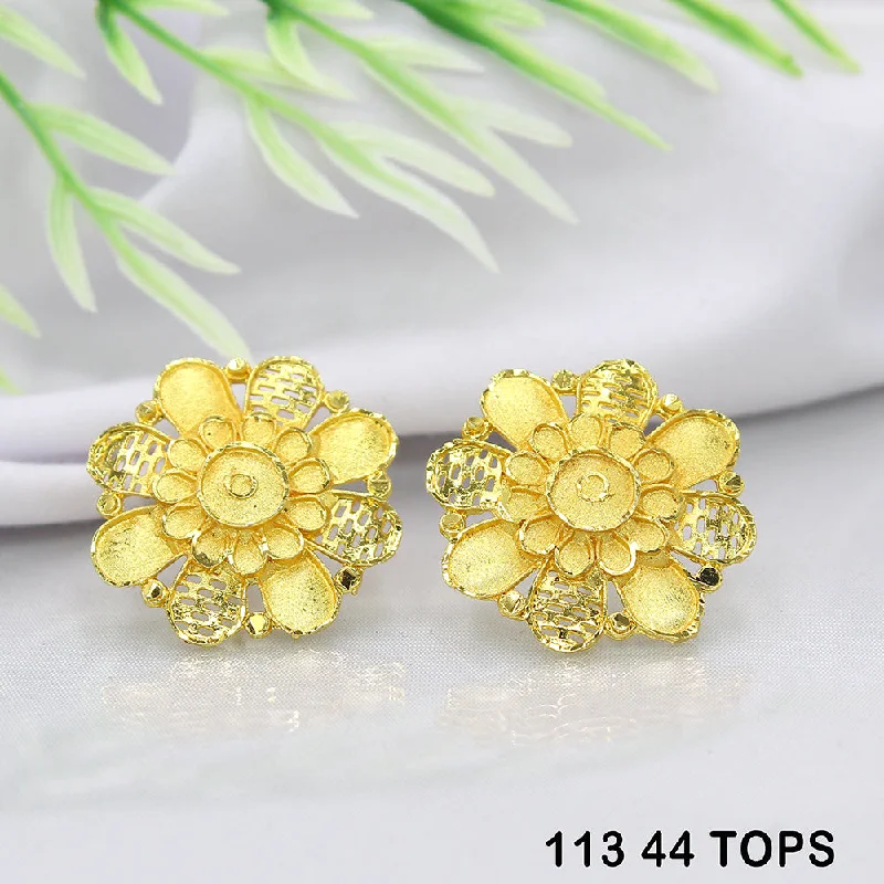 women’s birthstone stud earrings-Mahavir Dye Gold Studs Earrings