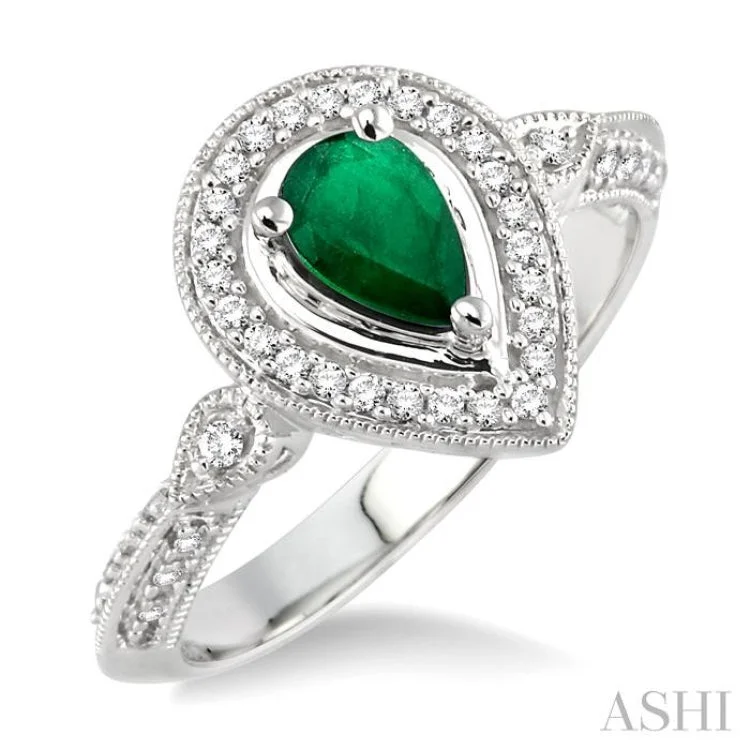 women’s classic solitaire rings-6x4mm Pear Shape Emerald and 1/6 Ctw Round Cut Diamond Ring in 14K White Gold