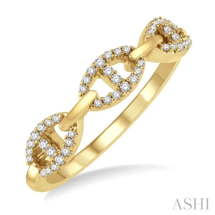 women’s rose gold rings-1/5 Ctw Divided Open Link Round Cut Diamond Ring in 14K Yellow Gold