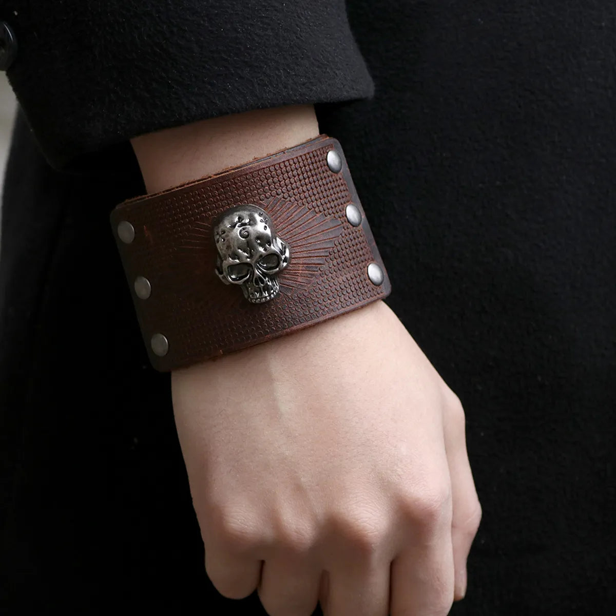 women’s mixed metal bracelets-1 Piece Vintage Style Skull Leather Men's Bangle