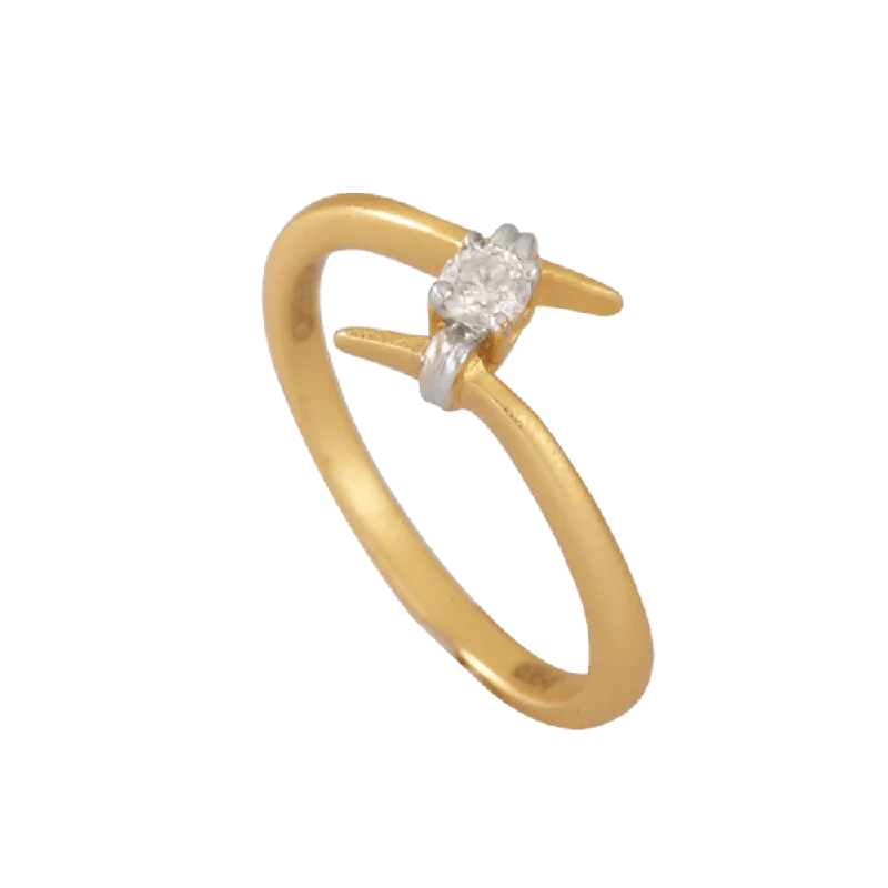 women’s heart-shaped engagement rings-18KT (750) Yellow Gold And Diamond Ring For Women