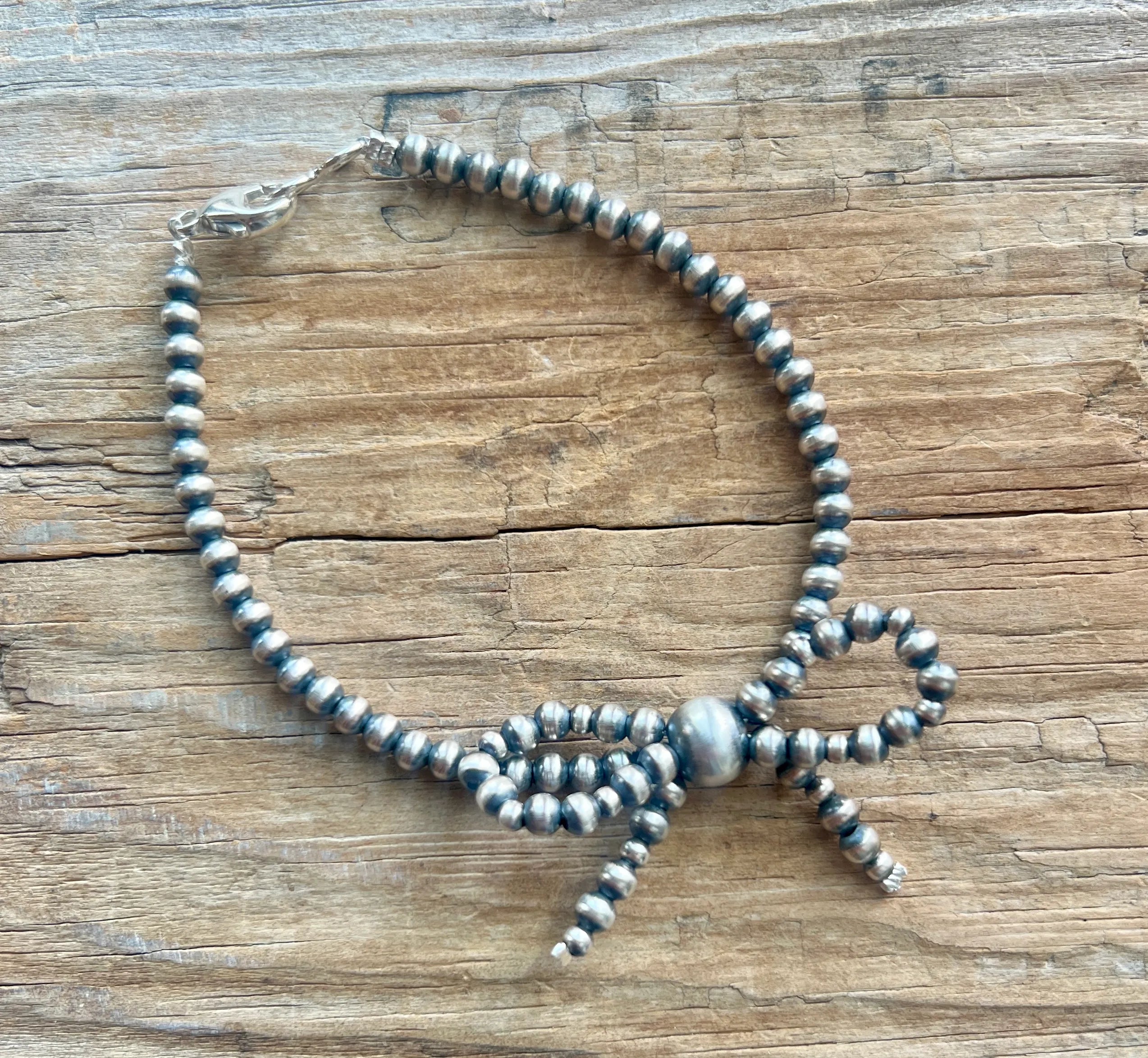 women’s custom bangles-Navajo Pearl Bow Bracelet