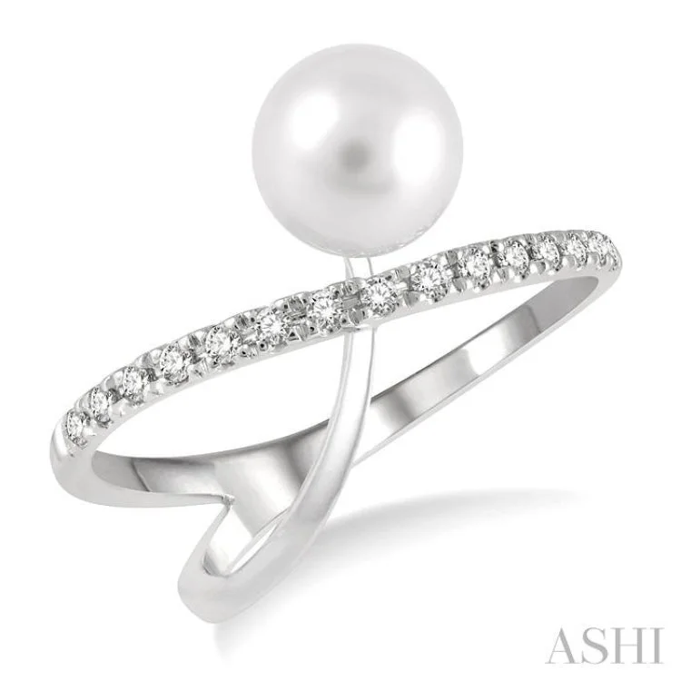 women’s simple rings-1/6 ctw Split Heart Shape Shank 7X7MM Cultured Pearl and Round Cut Diamond Ring in 14K White Gold