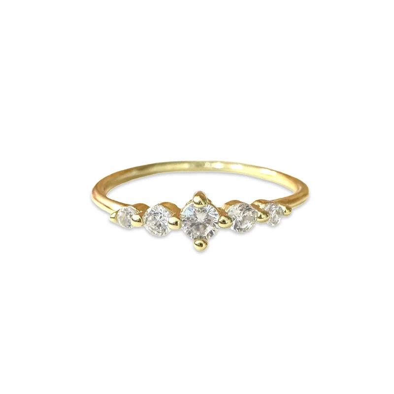 women’s sophisticated rings-women’s sophisticated rings-Noelia Clear Gemstone Prong Ring